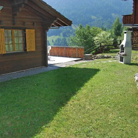 Chalet Chalet Puck